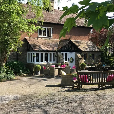 Coombe Lodge Farm House-2